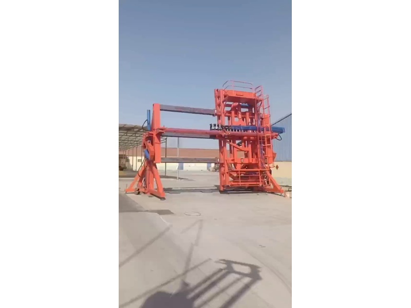 集装箱翻转机